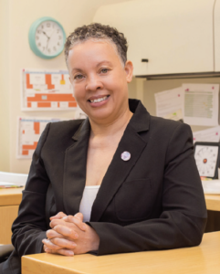 Monique Davis headshot